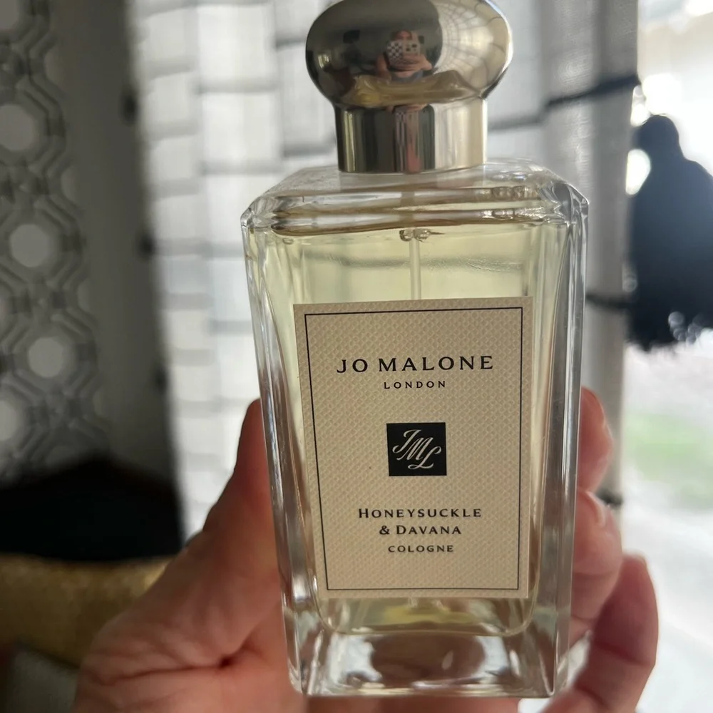 Jo Malone Honeysuckle & Davana with Silver Cap - Picture 3 of 4